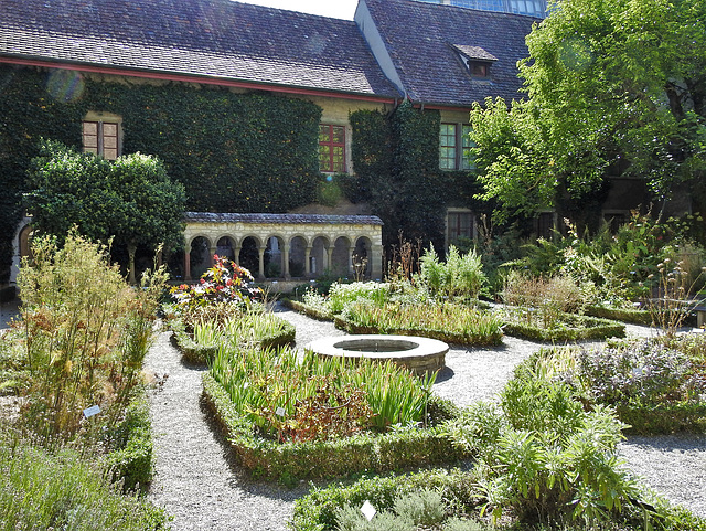 St. Anna-Kapelle, Kräutergarten