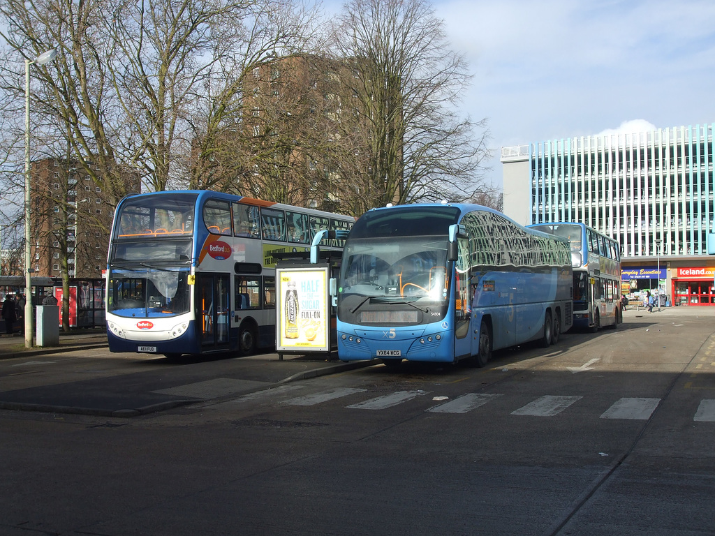 DSCF8010 Stagecoach East AE11 FUD and YX64 WCG