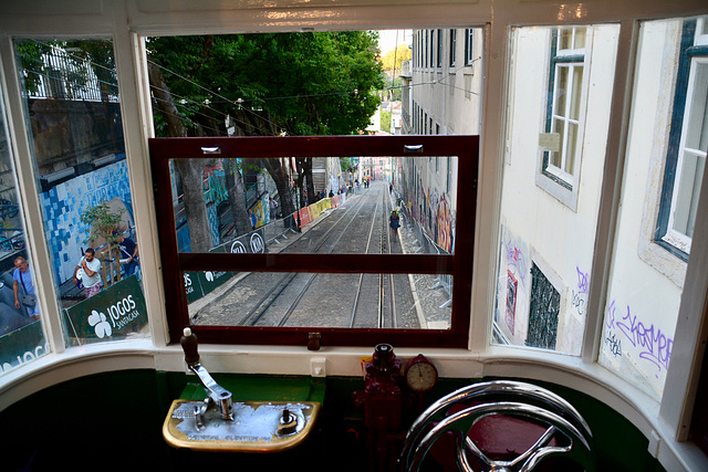 Lisbon 2018 – Looking out of the Ascensor da Glória