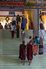 die Shwe Maw Daw Pagode in Bago (© Buelipix)