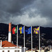 Fahnen im Wind (Portugal, Madeira, Europa, Funchal)