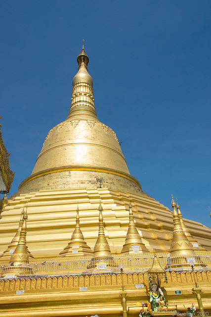 die Shwe Maw Daw Pagode in Bago (© Buelipix)