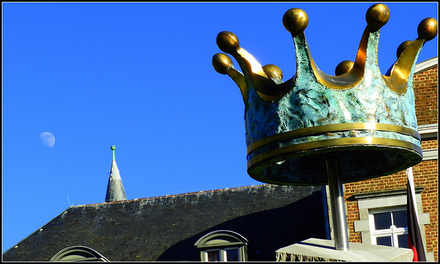 Christ  Crown