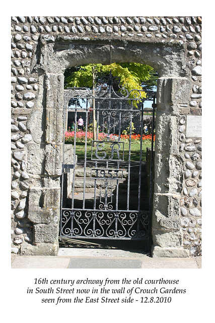 16th Century archway - from the  road side - Crouch Gardens - Seaford 12 8 2010