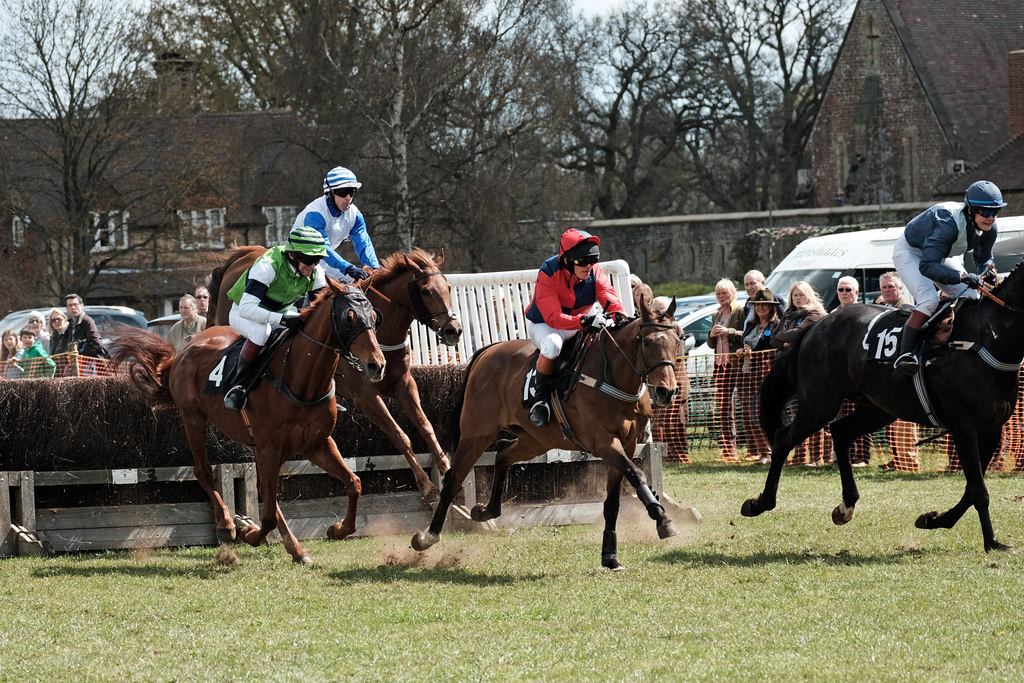 Peper Harow P2P April 2016 XPro2 07 Race