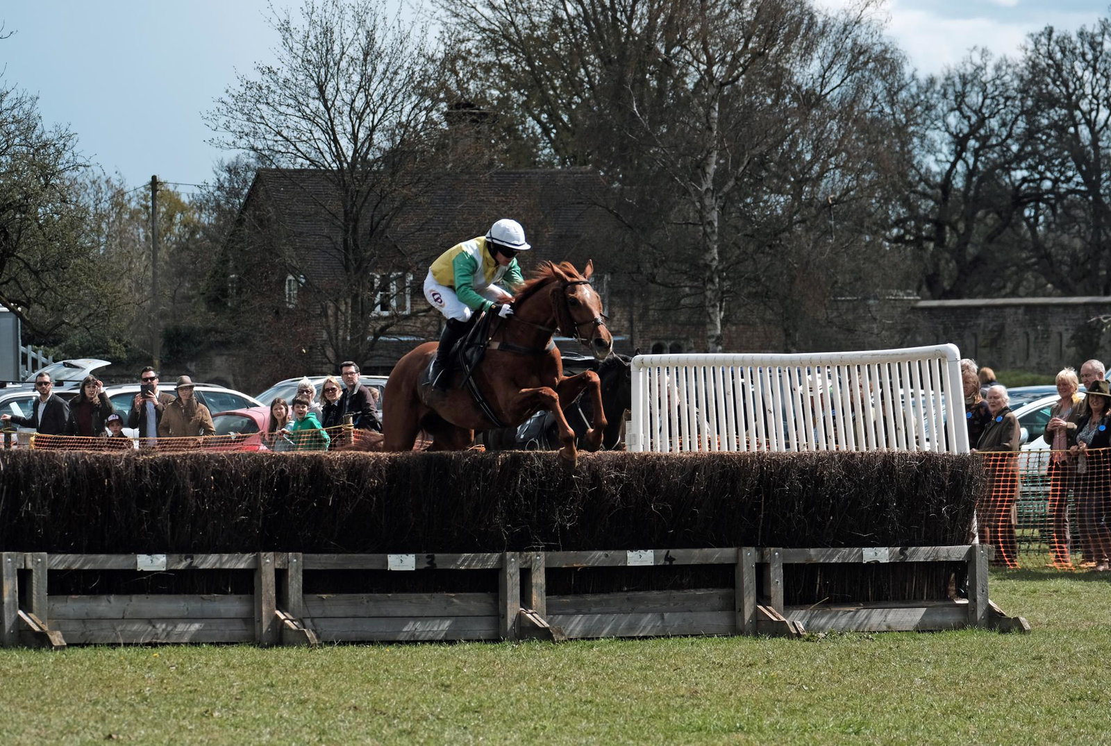 Peper Harow P2P April 2016 XPro2 08 Race