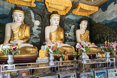 in der Shwe Maw Daw Pagode in Bago (© Buelipix)