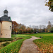 Weg am Wassergraben vom Haus Martfeld (Schwelm) / 31.10.2021