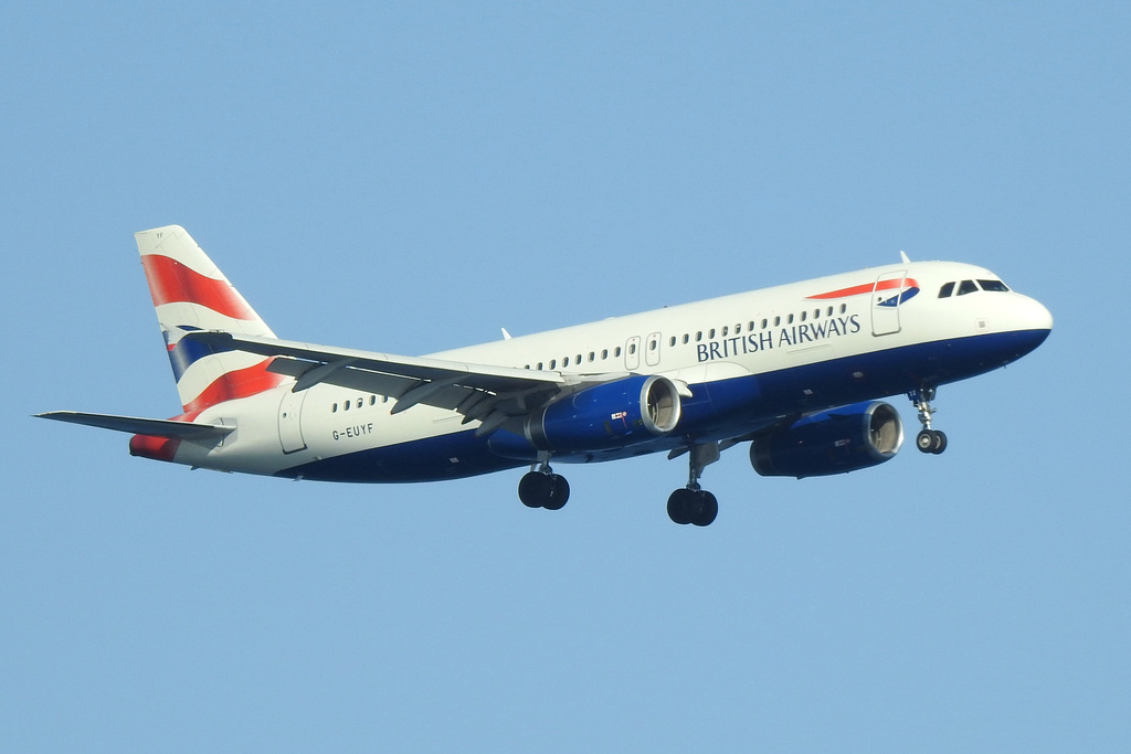 G-EUYF approaching Nice - 21 April 2017