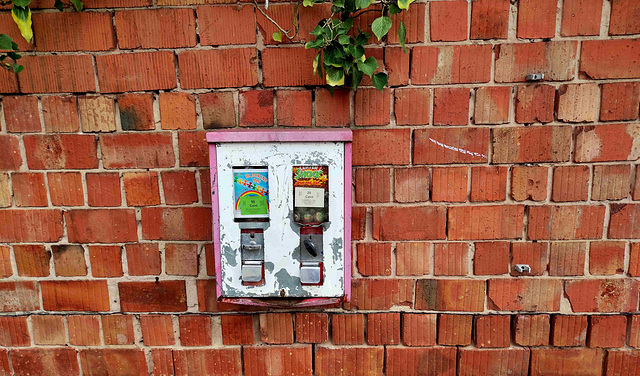 Twiste - Chewing gum machine