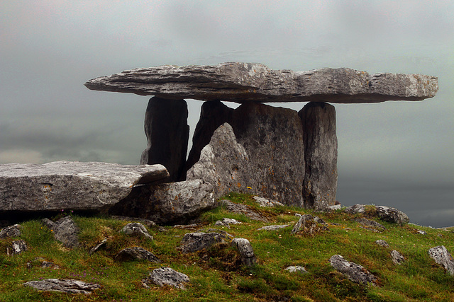 Poulnabrone Dolmen