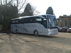 DSCF2626 Avonia Coaches BK09 LVC at Blenheim Palace