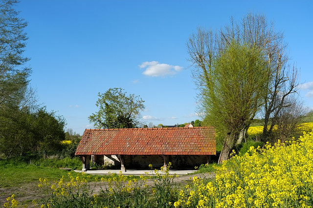 Le lavoir d'Oulins