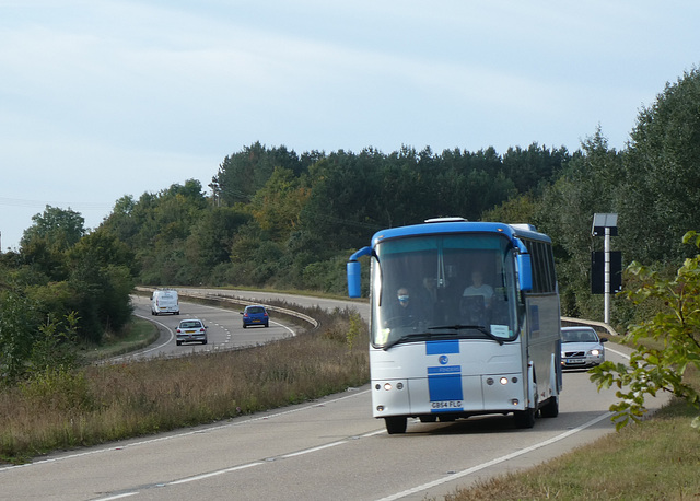 Flagfinders of Braintree GB54 FLG (YJ54 EXG) on the A11 near Barton Mills - 11 Oct 2021 (P1090702)