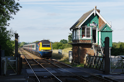 'EMT' - 43047/061 - 22.8.15.