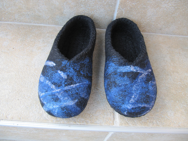 felted slippers - merino wool