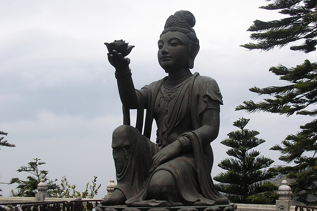 Tian Tan Buddha Attendant