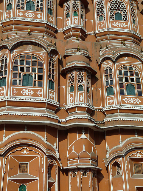 Jaipur- Hawa Mahal (Palace of Winds)