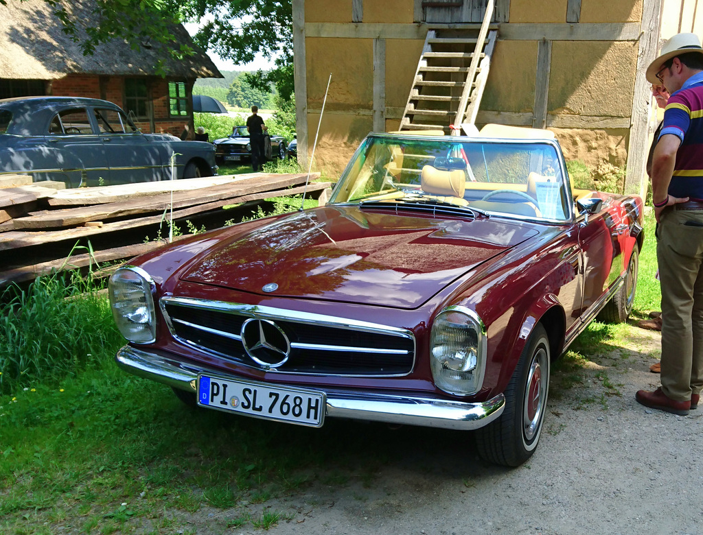 Mercedes Benz 230 SL (Pagode) Cabrio