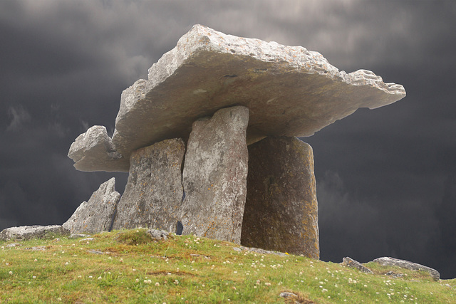 Poulnabrone Dolmen