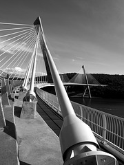 Pont de Térénez