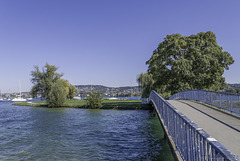 die 'Blaue Brücke' zum Saffa-Inseli ... P.i.P.  (© Buelipix)