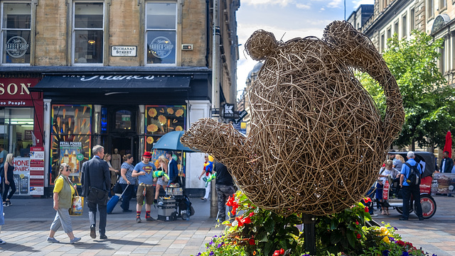 Wicker Teapot