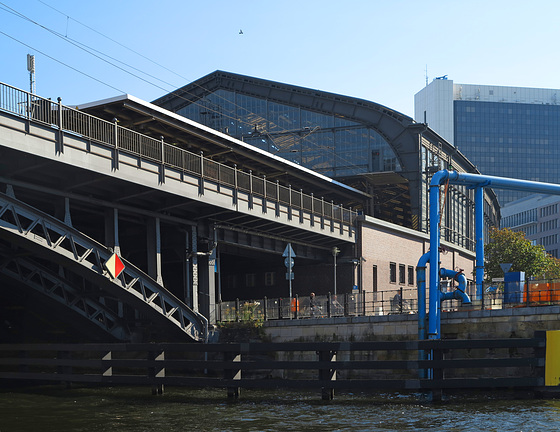 Bahnhof Friedrichstraße ...