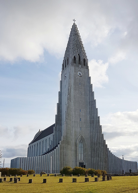 La Hallgrímskirkja - CWP - Contest Without Prize