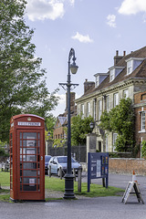 Telephone Box bei der Salisbury Cathedral