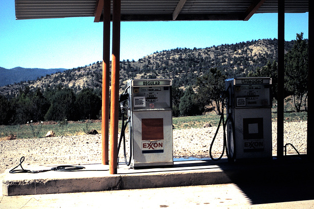 Gasstation in the middle of nowhere