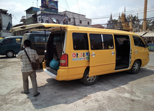 En préparation pour le trajet de Kratie à Kampong Cham