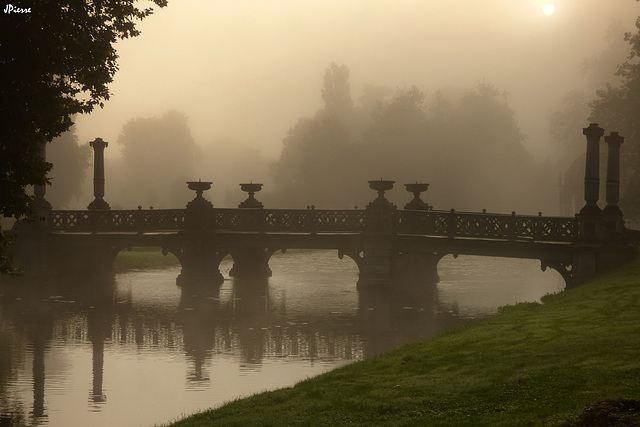 Chantilly aux aurores