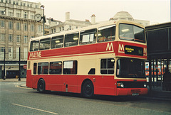 A Mayne and Son 37 (K37 XNE) in Manchester – 16 Apr 1995 (261-28)