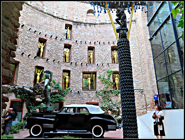 Museo Dalí, 4