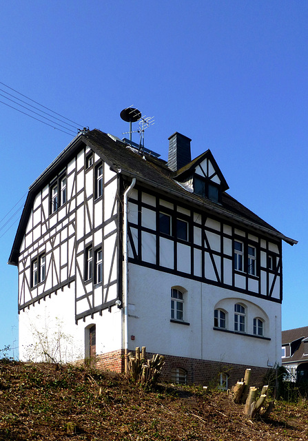 DE - Grafschaft - Fachwerk in Lantershofen