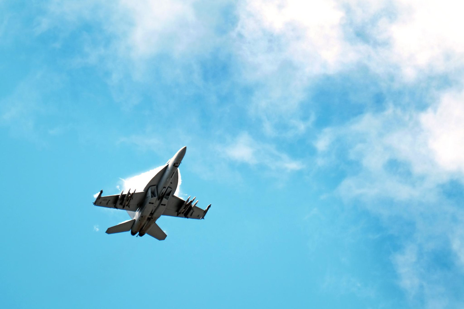 Farnborough Airshow July 2016 XPro2 F18 1