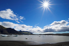 am Gletscherrandsee unter dem Skaftafelljökull (© Buelipix)