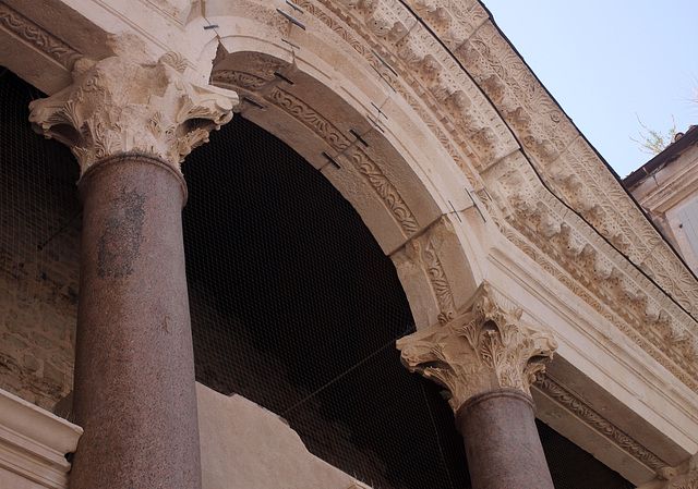 Peristyle Detail