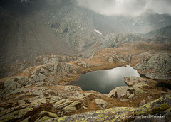 ... Lago Laiozz, alta Val di Peccia, 2367 m.