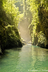Lake Como - waterfall 060814-004