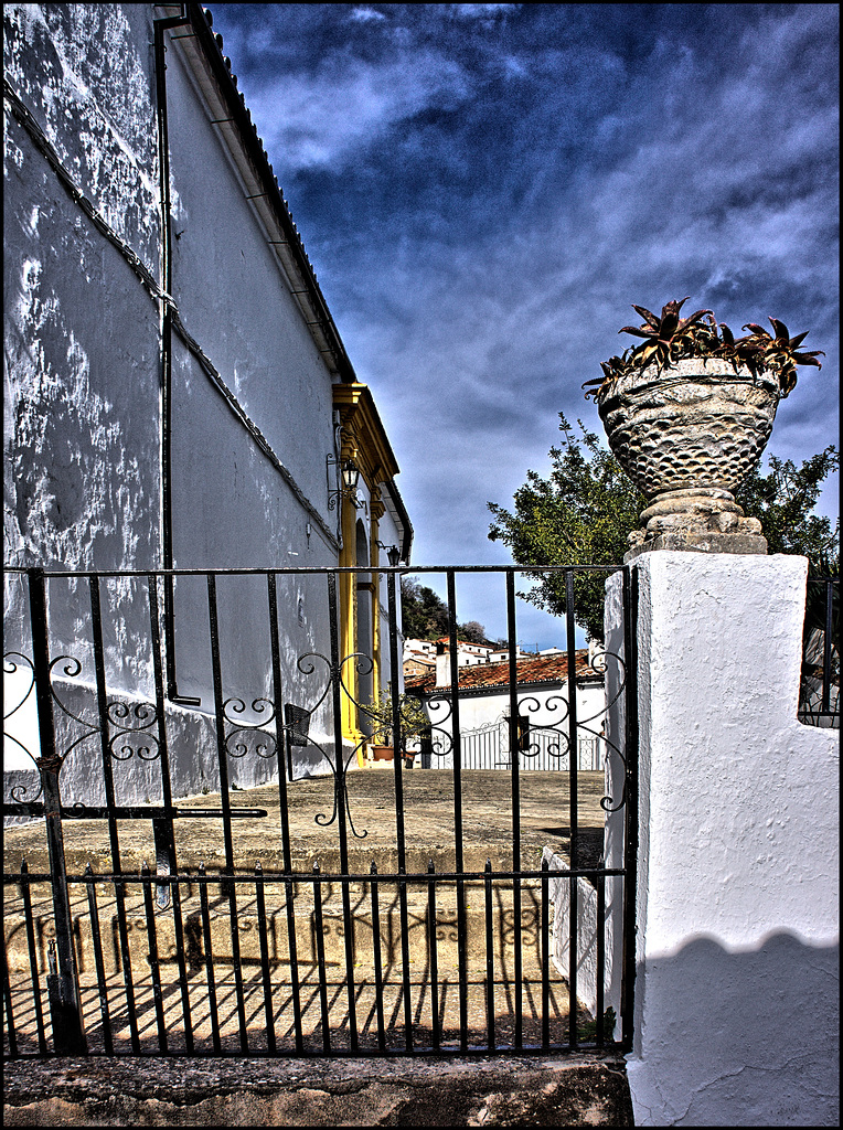 Benalauría