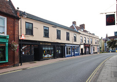 The Three Tuns and No.2 Earsham Street, Bungay, Suffolk