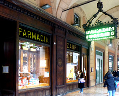 Bologna - Farmacia Zarri