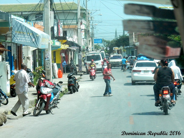 68 Inside Nagua Town