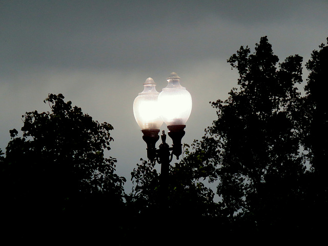 Thunderstorm mood at 7:00 p.m.