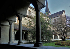 Schaffhausen, ehem. Kloster zu Allerheiligen, einfach ein schöner Platz!