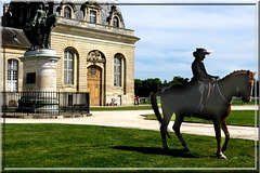 Soprano devant les Grandes Ecuries