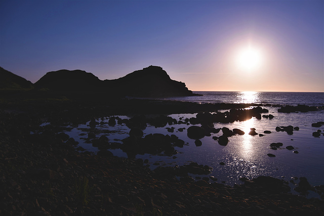 Sun setting from Giants Causeway