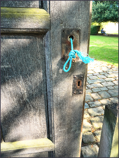 The 'world renowned' ,. 'blue cord',.. a handy gate opener,. at 'Hardwick old hall'